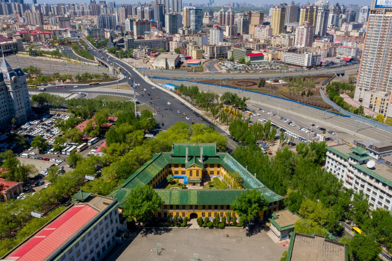 哈尔滨最新航拍，城市变迁中的自信与成就展望